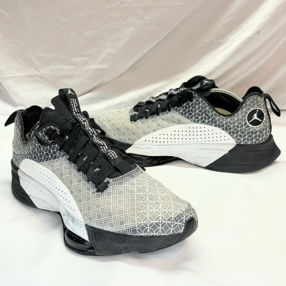 Nike Jordan Air Zoom Renegade Running Shoes Mens US 11 EU 45 Sneakers CJ5383
